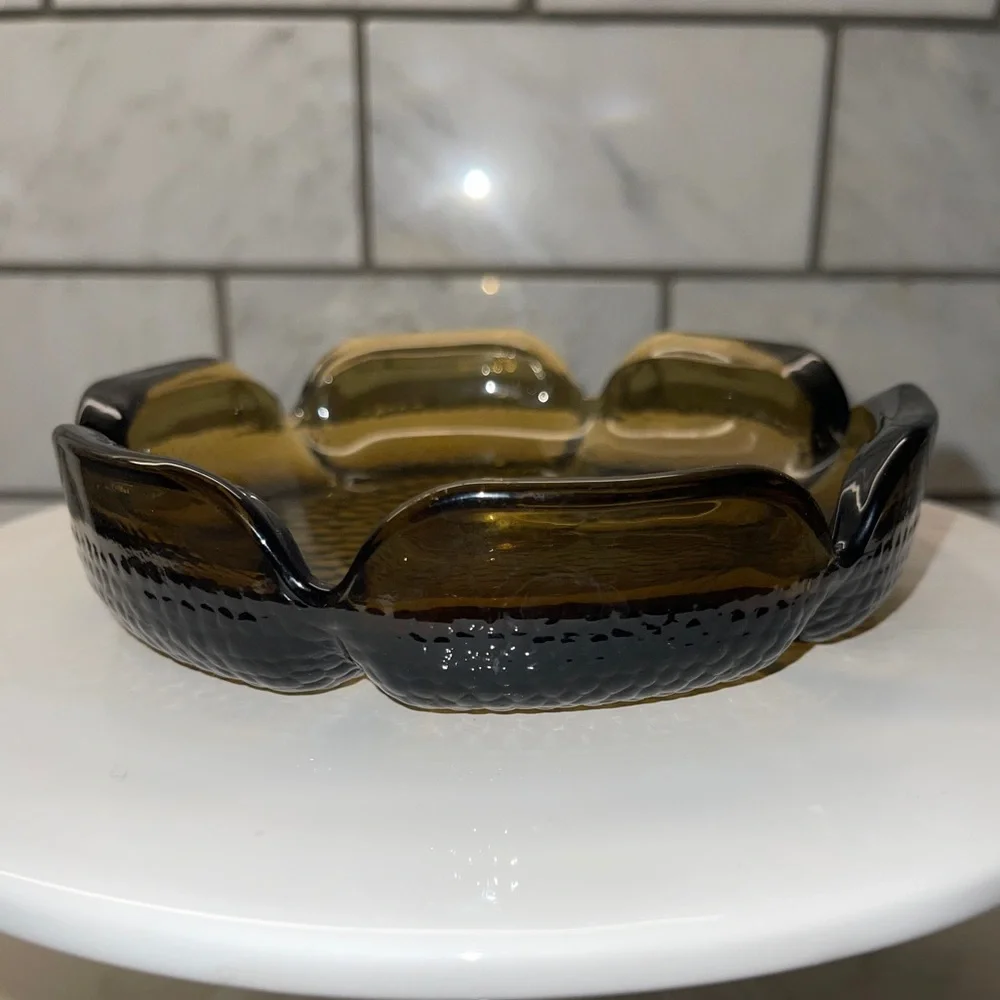 Vintage Blenko Glass‎ Petal Chestnut Ashtray W/Textured Pebbled Base MCM